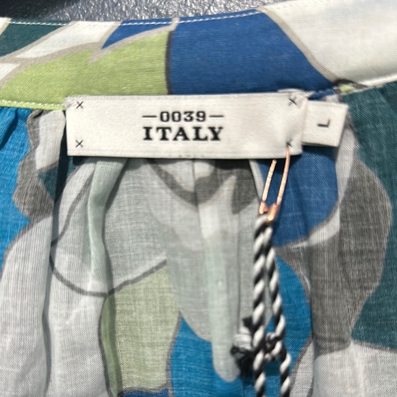 Blue and White Wrap Blouse with Tie Front and Mandarin Collar - Picture 2 of 8